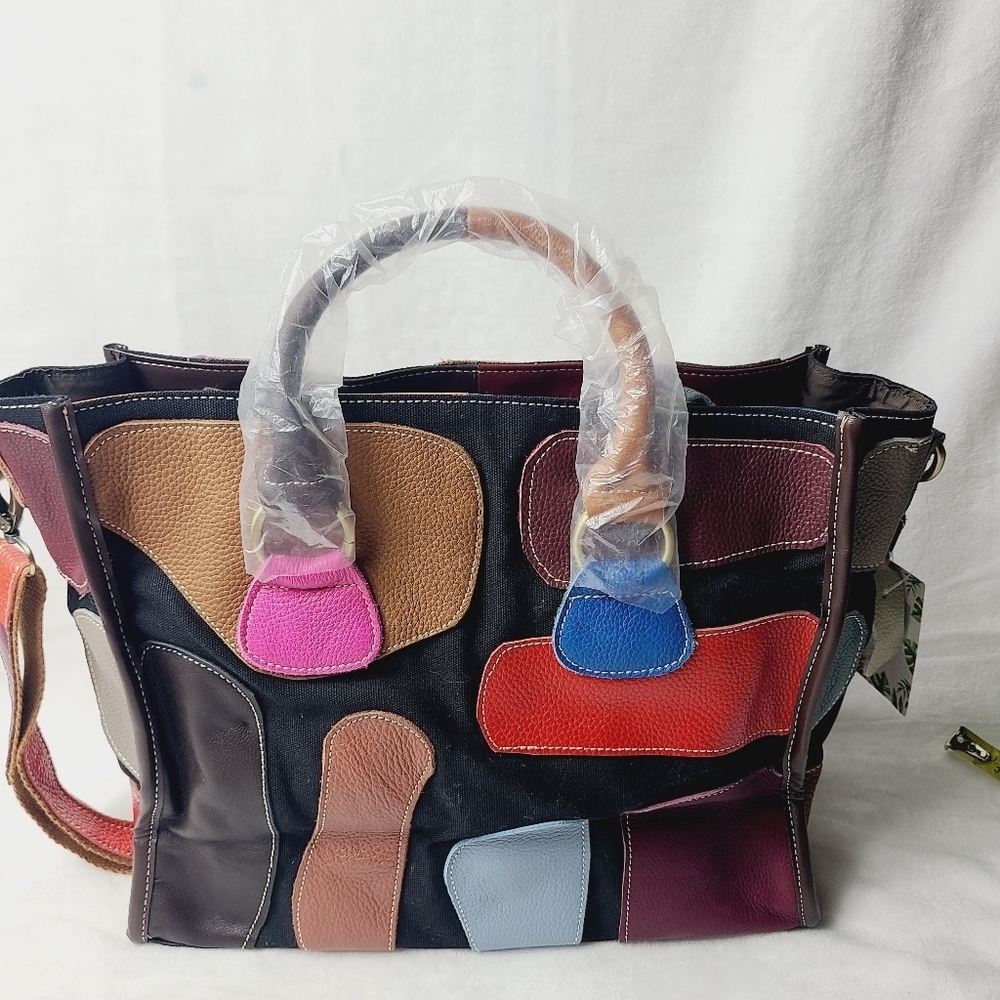 Nwt CAERLIF leather crossbody or hand bag - Picture 2 of 10